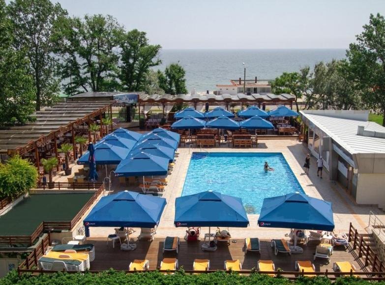 Hotel Central Мамая Экстерьер фото